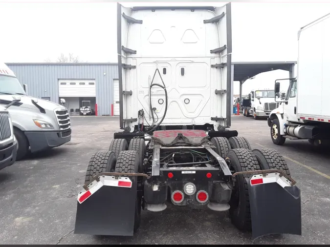 2019 FREIGHTLINER/MERCEDES CASCADIA 125