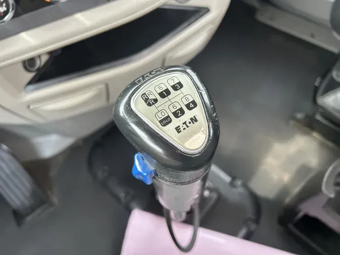 2020 Peterbilt 567
