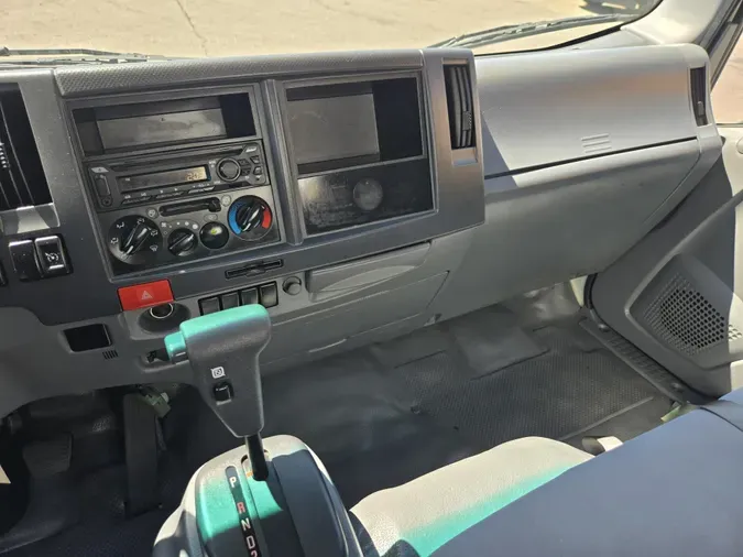 2022 Isuzu NPR-XD