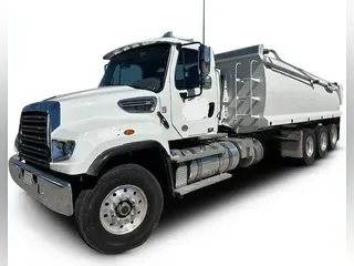 2024 Freightliner FL114SD