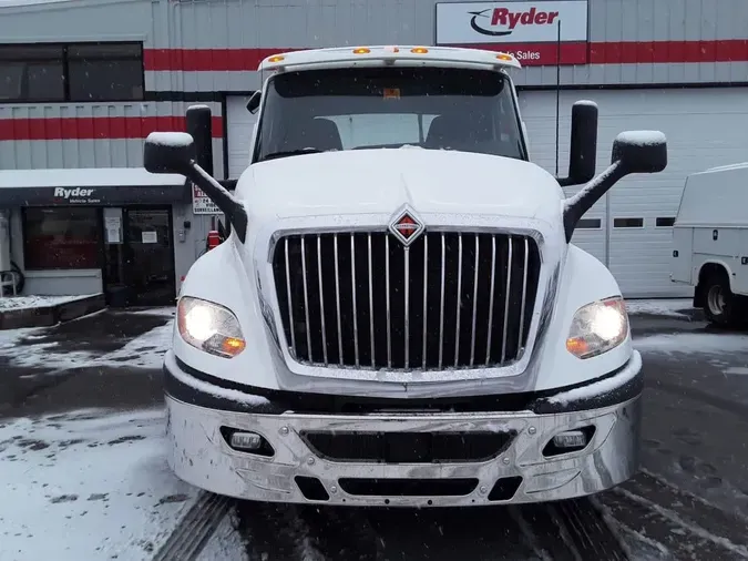 2019 NAVISTAR INTERNATIONAL LT625 DAYCAB T/A
