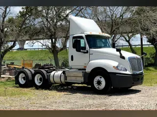 2019 INT LT625 6x4