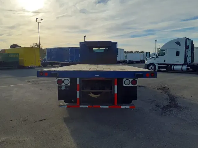 2016 FREIGHTLINER/MERCEDES M2 106