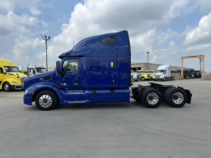 2022 Peterbilt 579