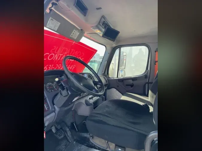 2019 FREIGHTLINER/MERCEDES M2 106