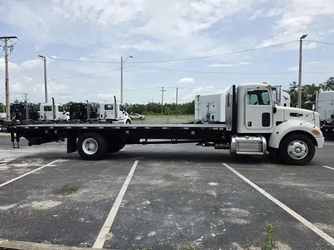 2019 Peterbilt 330b4e1fb66aa8694a1dfeb2e48c7ecafdc