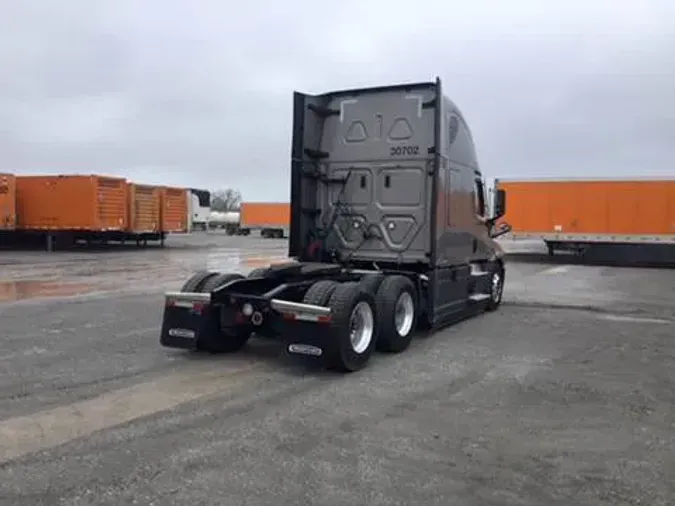 2024 Freightliner Cascadia