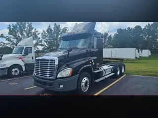 2019 FREIGHTLINER CASCADIA 125