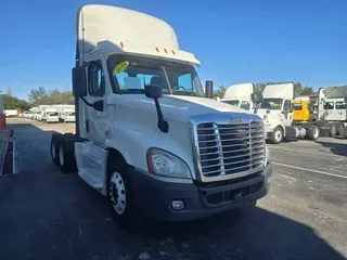 2019 FREIGHTLINER/MERCEDES CASCADIA 125