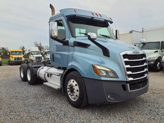 2019 FREIGHTLINER/MERCEDES NEW CASCADIA 116