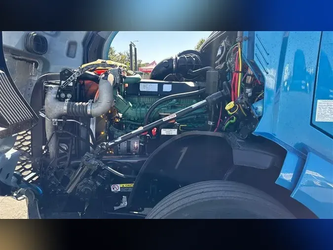 2020 VOLVO VNL860b4f40b8187d60eee2267e1593a3e48b7