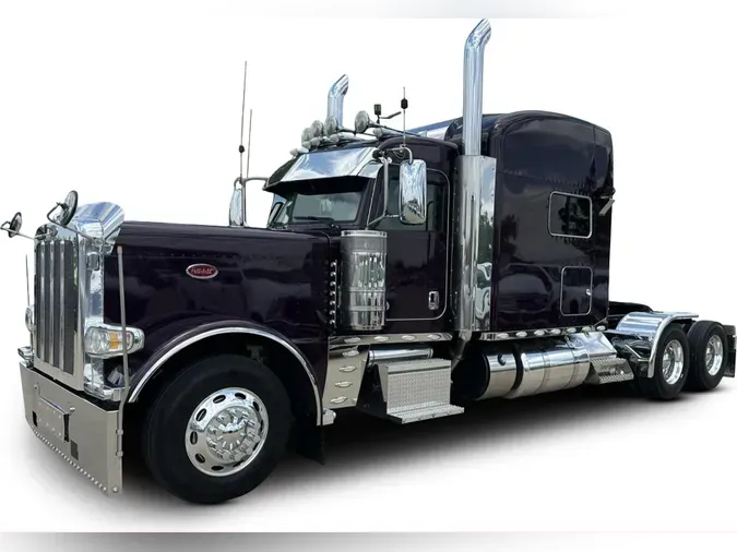 2021 Peterbilt 389b4faeb2f3f4a3ba8056ab8a7147d4fc8