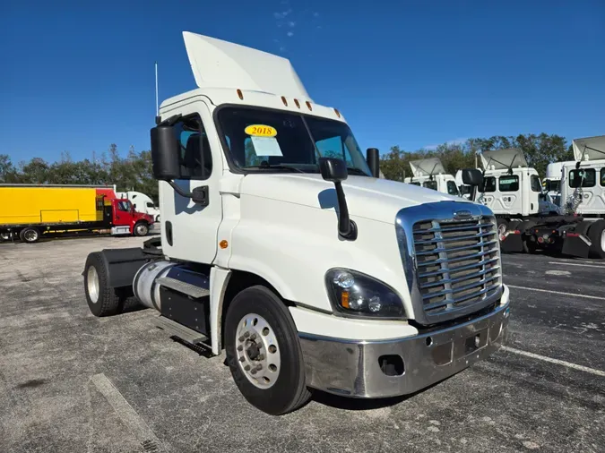 2018 FREIGHTLINER/MERCEDES CASCADIA 125