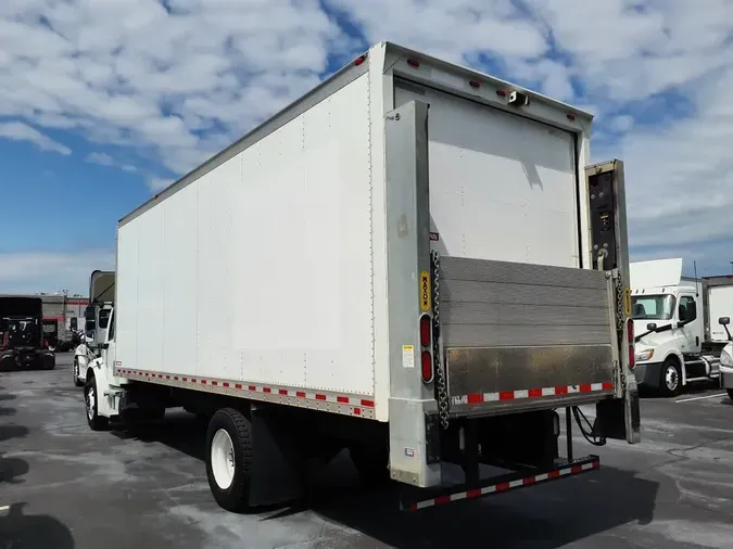 2020 FREIGHTLINER M2 106