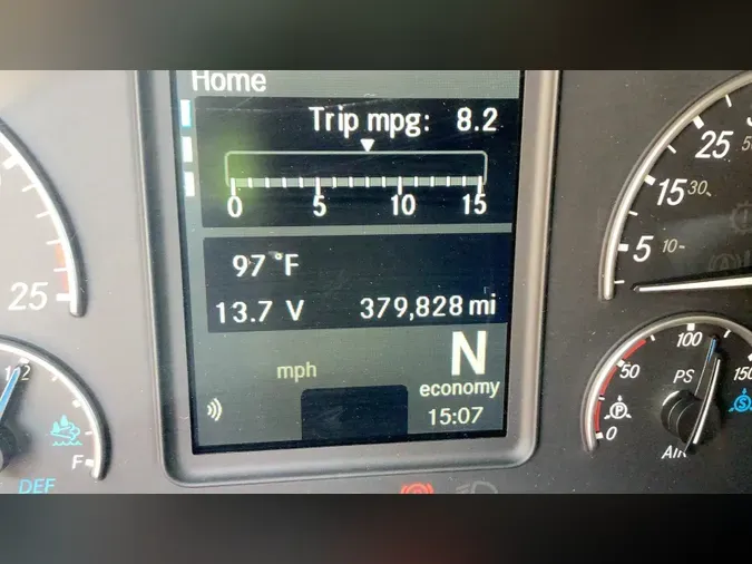 2023 Freightliner Cascadia 126b50308268f4b4c3471d173b0dfc22d2e