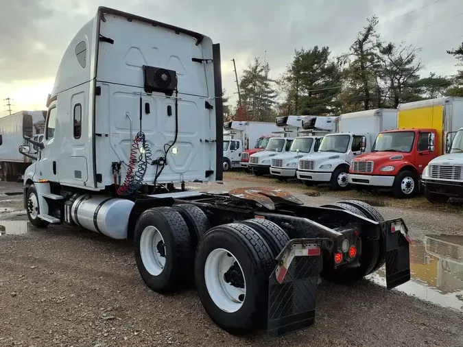 2019 FREIGHTLINER/MERCEDES NEW CASCADIA PX12664