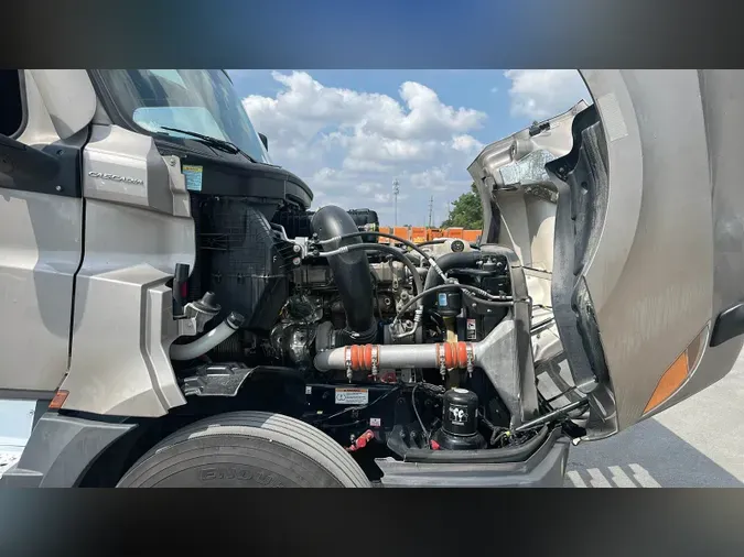 2024 Freightliner Cascadia 126