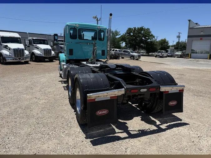 2023 Peterbilt 567