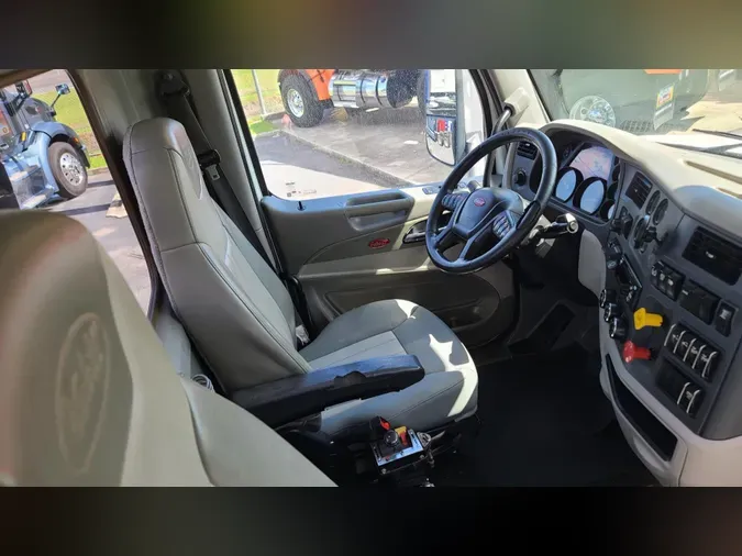 2020 Peterbilt 567b50c6095c19d5301465cff7f9b0f27db