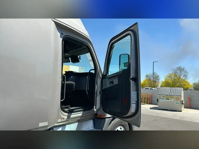 2021 Freightliner Cascadia