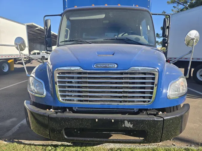 2019 Freightliner Business Class M2 106