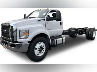 2022 Ford F-650