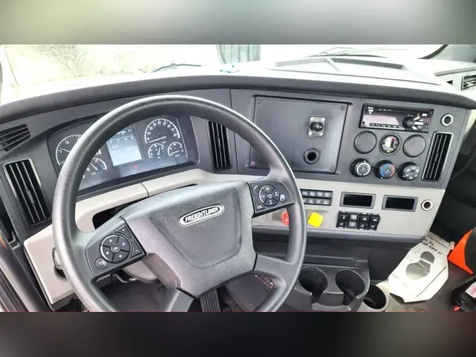 2020 FREIGHTLINER CA126