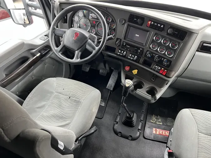 2019 Kenworth T880