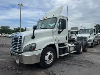2019 FREIGHTLINER CASCADIA 125