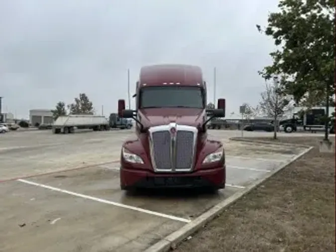 2023 Kenworth T680b516762a8fee9e6dd56d08b663ed6524