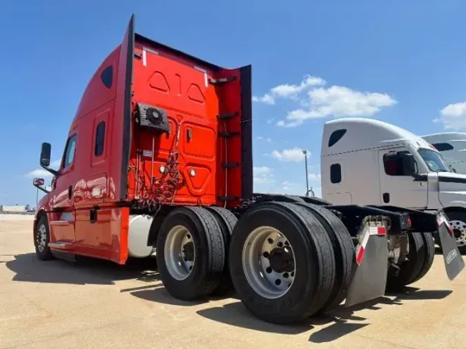 2020 Freightliner New Cascadia 126