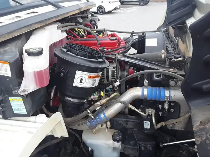 2016 FREIGHTLINER M2 106