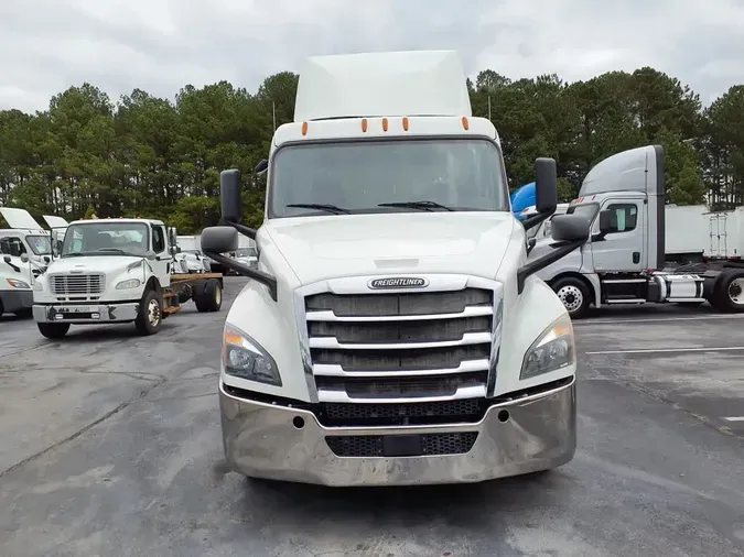 2019 FREIGHTLINER NEW CASCADIA PX12664
