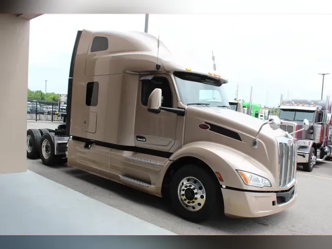 2023 Peterbilt 579