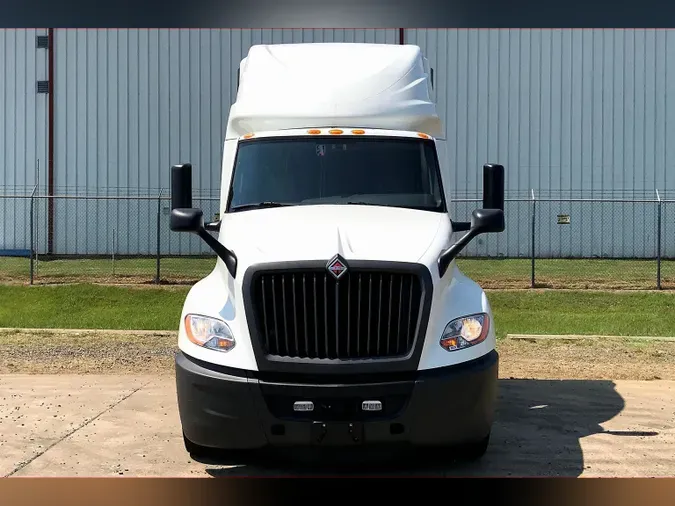 2021 INT LT625 6x4