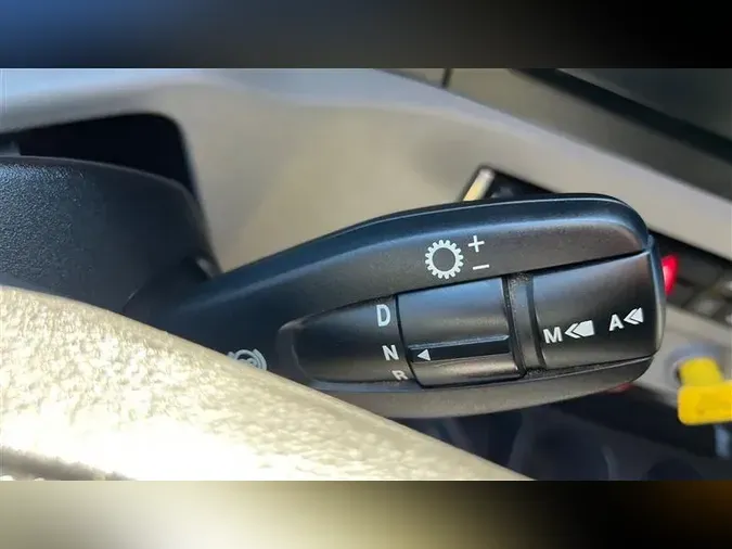 2021 FREIGHTLINER CA126