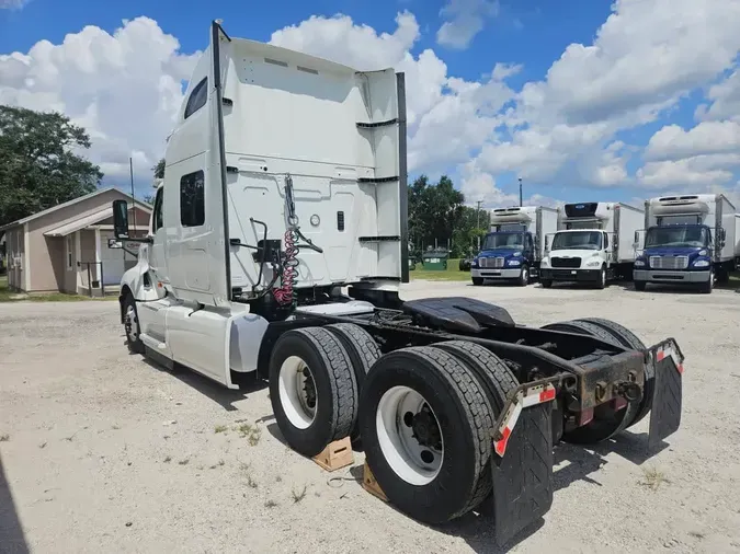 2020 NAVISTAR INTERNATIONAL LT625 SLPR CAB