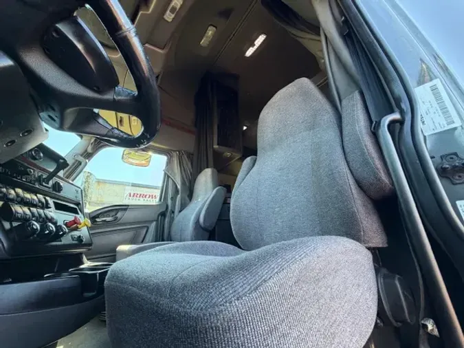 2021 INTERNATIONAL LT625