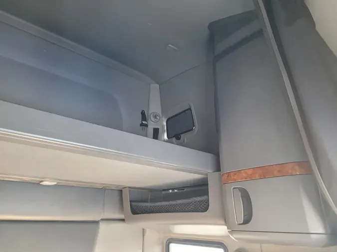 2022 International LT625