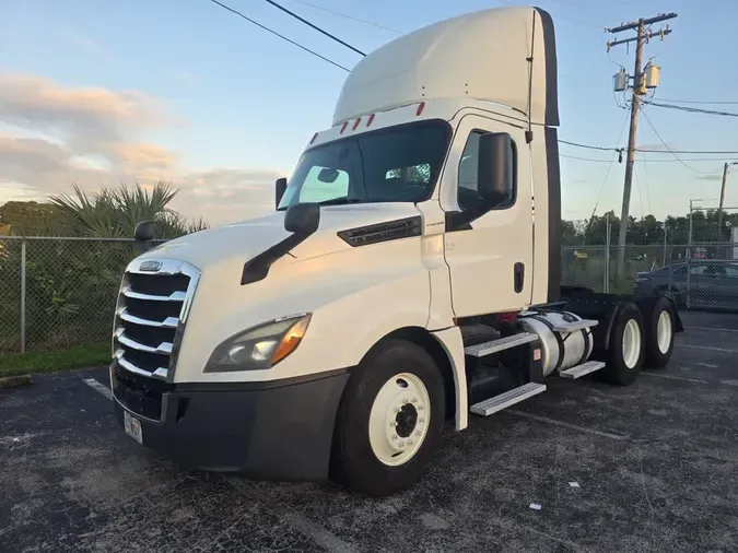 2019 FREIGHTLINER/MERCEDES NEW CASCADIA PX12664b5379b8124fa30c0ad43c51f0562aa41