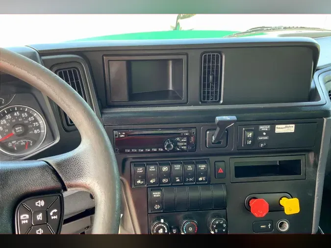 2020 INT LT625 6x4