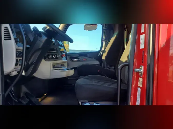 2022 Peterbilt 579b53913f2ac310e78d14a5be2fcd41437