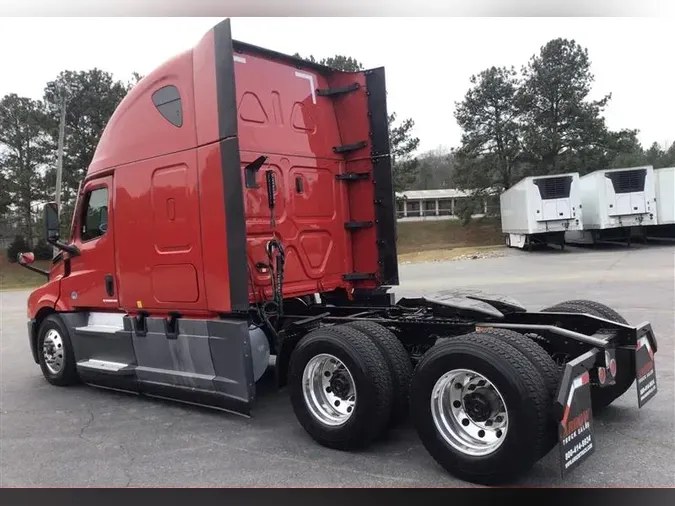 2021 FREIGHTLINER CASCADIA