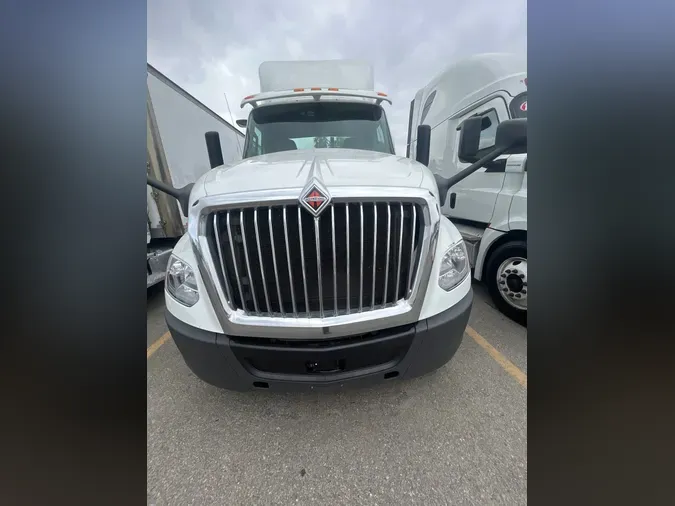 2019 NAVISTAR INTERNATIONAL LT625 DAYCAB T/A