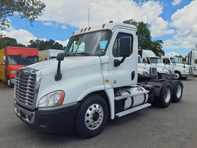 2016 FREIGHTLINER/MERCEDES CASCADIA 125b542c9d7a83b43c91bd87fbf2ae77dd9