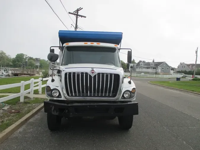  INTERNATIONAL 7400 6X4