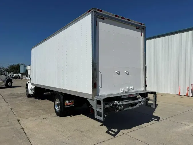 2019 Freightliner Business Class M2 106