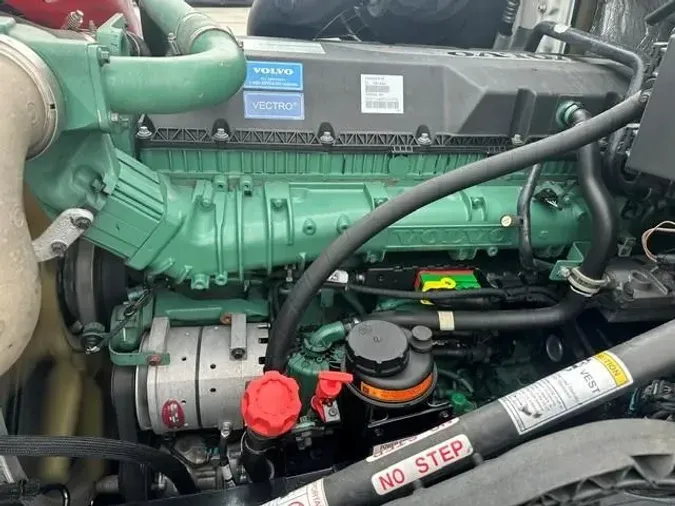 2017 Volvo VNL300b54467698d0939d8a97562a0e7689dbb