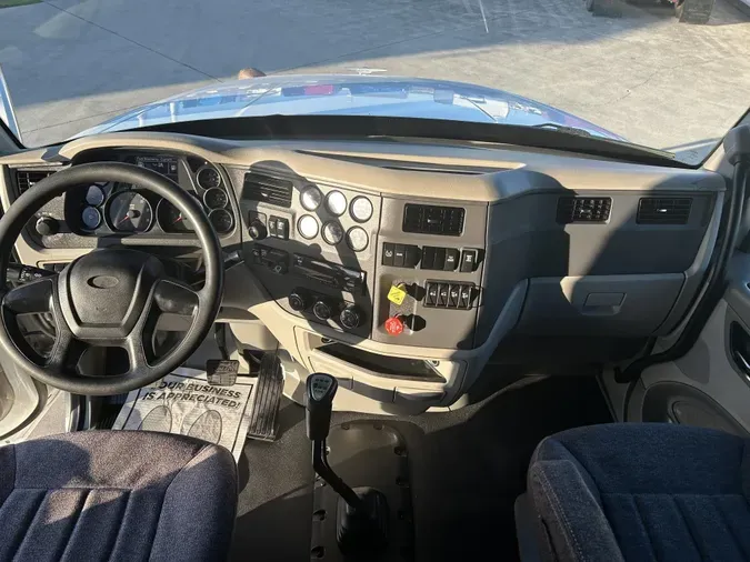 2020 Peterbilt 567