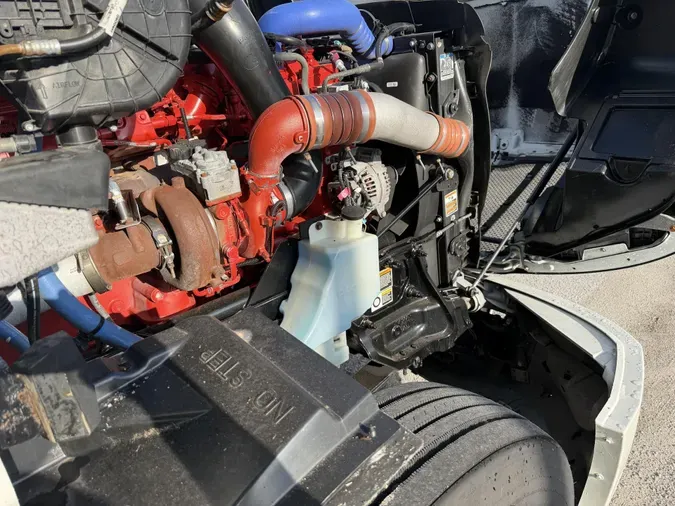 2022 Peterbilt 579b546f6cdc4fabc390a60a7aea742661e